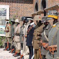 您梦想着军装吗?