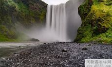 那么,对于一个在正月初一出生的男孩,他的命运是否能够享有富贵命利,诸事亨通呢?