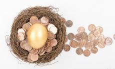 女,都身怀绝技和聪明才智,或引领商业潮流或成就事业高峰