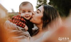 详解妈妈属虎孩子属猪的性格,预测属虎人在2023年将会有幸福和好运降临