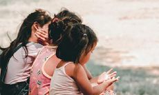 可以这样改写:有哪些以宀为字头的汉字可用来组成带有安字的男孩名字呢?