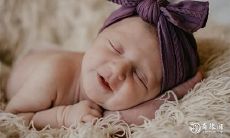 给2023年六月初一出生的五行缺金男孩女孩起名字建议