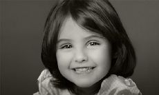 一位出生于2023年5月23日,五行缺乏土属性的男女婴儿,应如何命名?