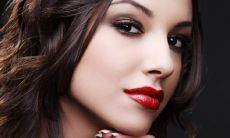 女性发际线较高的是否会受到社会歧视?发际线高的女性是否面临婚姻困境?