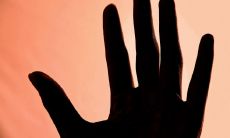 女人手相研究:哪种手相最适合成功赚钱?发现女人手指长短关系,指长的女性能更容易抓住财富