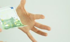 女性做梦丢失钱财是否预示不祥之兆?