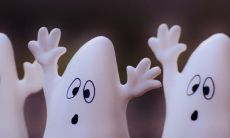 当你在睡梦之中看到死人纸糊用品,这代表着什么 premonition?