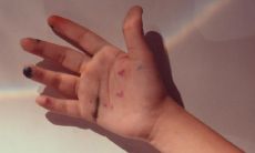 研究揭示,具备晚年暴富特质的手相有哪些特征?