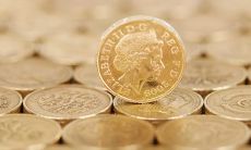 女性做梦捡到钱意味着何种征兆或暗示?