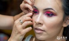 女性额头狭窄与人生命运关系的探究:探讨额头狭窄与个人运势之间的关联