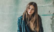 83年男性属猪,婚姻遭遇二次关口,何时会遇到俏佳人并且其生肖会是什么?