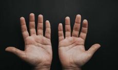 什么意思?左手食指指关节上长了一个痣,那么其他手指上的痣又都代表什么?