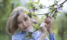 穿衣时需要注意的事项:是否适合穿着带有鹤图案的衣服?哪些图案应该忌讳?