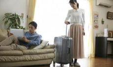 女性鼻子左侧旁边长痣的含义和解读:深度剖析女性鼻侧痣相学说