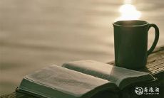 男生送女生杯子作为第一次礼物是否适宜,有哪些禁忌需要注意?