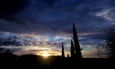 什么是大门朝东的风水禁忌?有哪些大门东向的风水禁忌需要遵循?