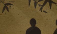 比对——揭开泪痣的神秘面纱:揭示其位置与对个人命运的影响