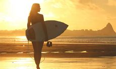 没有科学依据的传说:脑门宽大的女性面相是否具有好运?如何根据额头面相进行面相学分析?