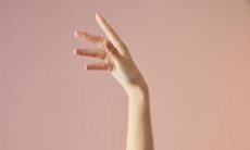 右手臂内侧有痣的前世轮回信仰是否存在?历史文化与神秘学探究!