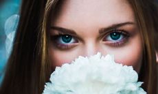 女性额头高是什么含义?是高贵与幸福的象征吗?