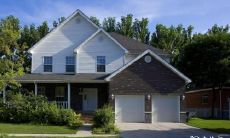 如何解决农村自建房大门朝向与路的冲突问题,探讨农村大门风水的影响和优化策略