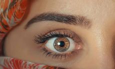 右眉毛有疤是一种幸运的兆头吗? 这个特殊的生理特征是否有着引领着人们事业成功与大富大贵的神秘力量?