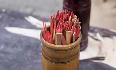 发际线上的长痣是属于吉相还是凶相?这种痣会对命运产生什么影响呢?