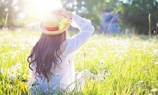 哪些女性面相上出现贱痣的地方是不能被娶的或应避免的?