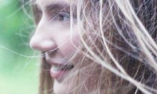 鼻梁塌陷的人真的穷一辈子吗 垫高鼻子可以改变财运吗