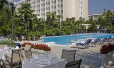 路亚静姓名评分101分