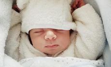 2020农历六月鼠宝宝名字,农历六月出生女孩名字起名